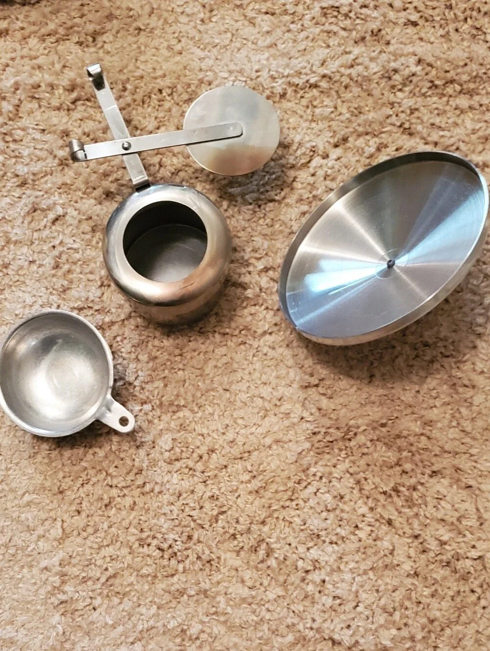 Fondue Pot Stainless Steel  with Wooden Handle
